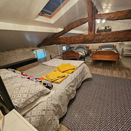 Du Passignac 度假居 *