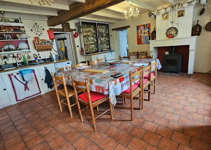 Du Passignac Hébergement de vacances *